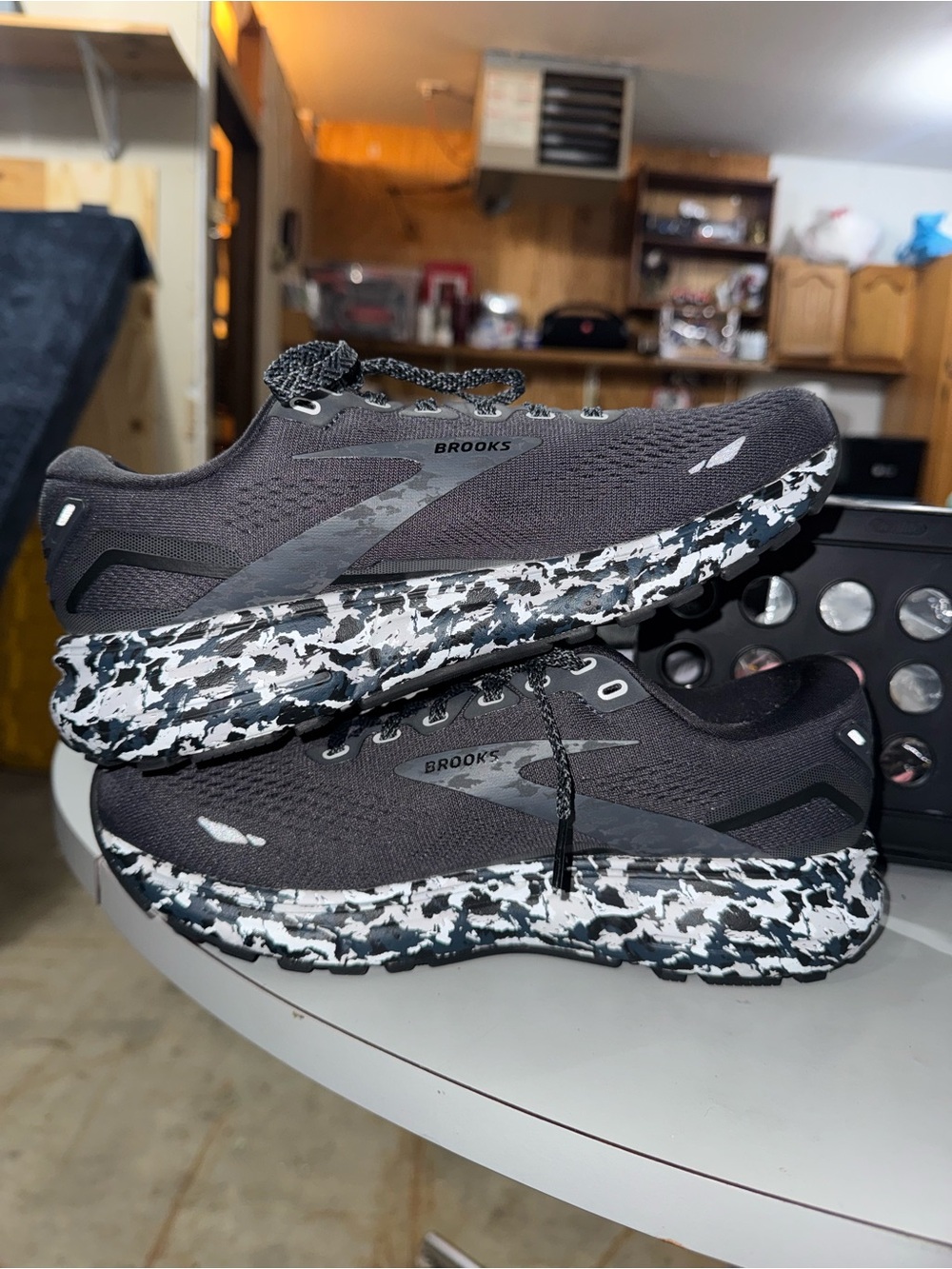 Brooks Women’s Ghost 15 Ebony Black Size 8